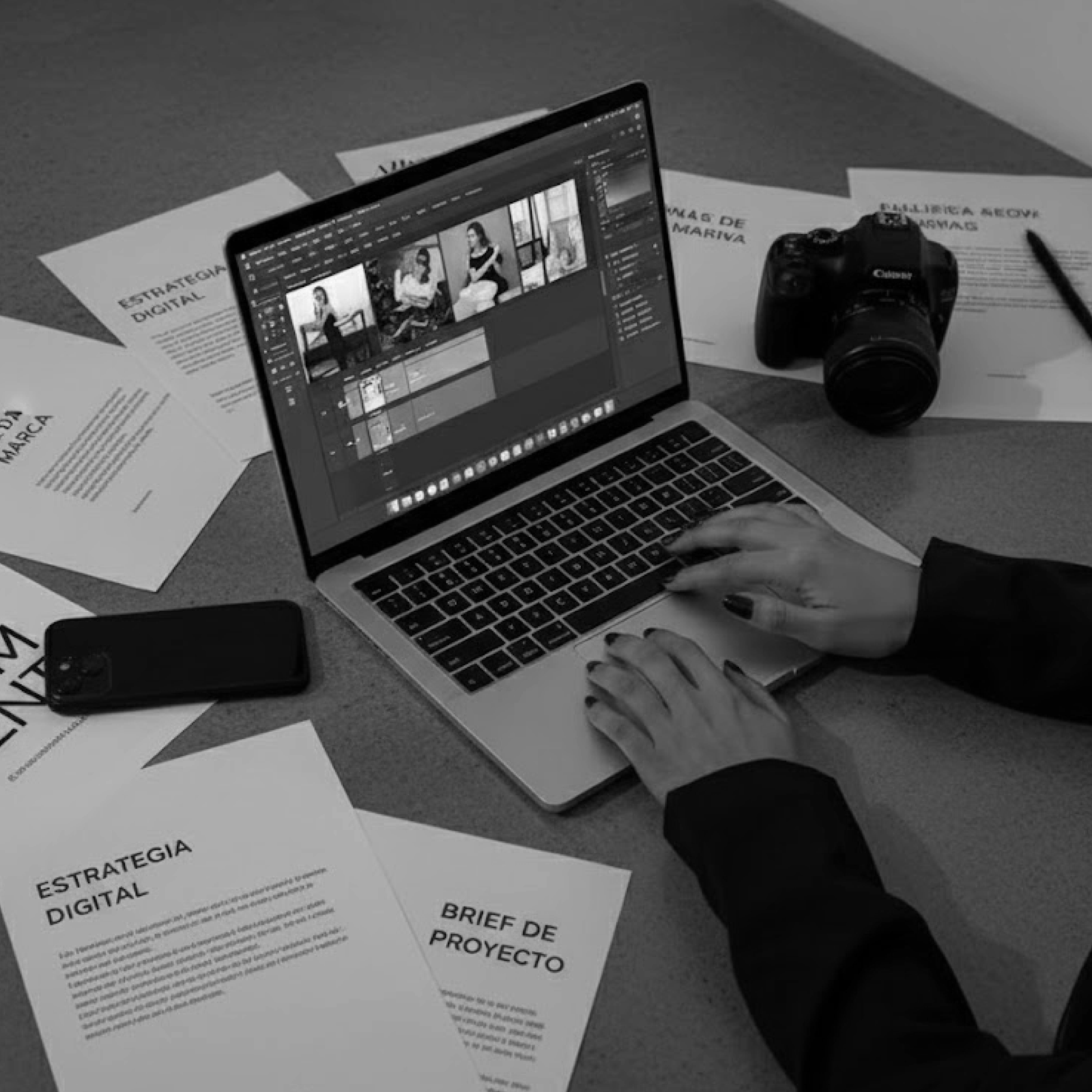 Espacio de trabajo creativo en la agencia With Me